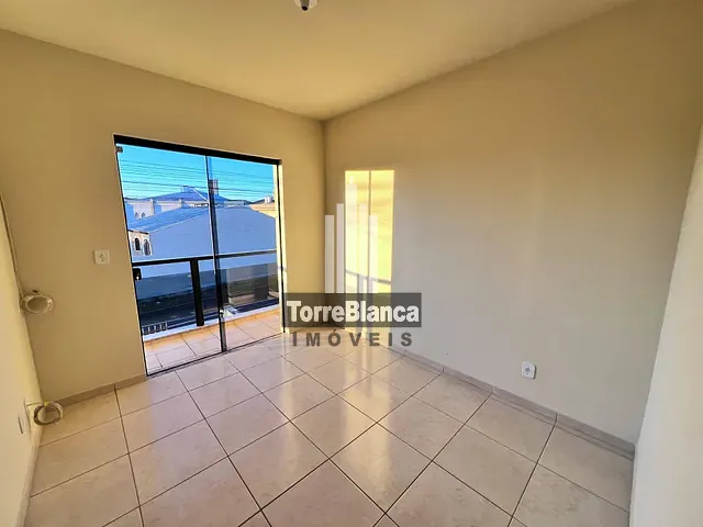 Sobrado com 120m² 3 quartos e 3 banheiros, para alugar, no bairro Oficinas em Ponta Grossa