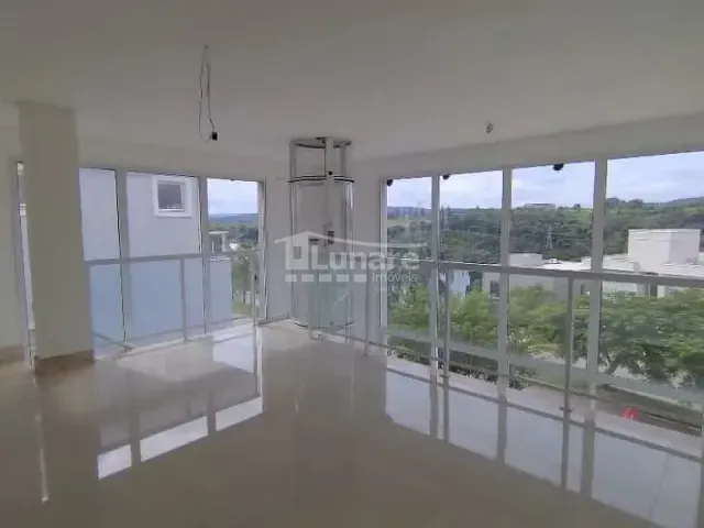 Sobrado com 430m² 4 quartos e 6 banheiros, à venda, no bairro Alphaville em Santana de Parnaíba