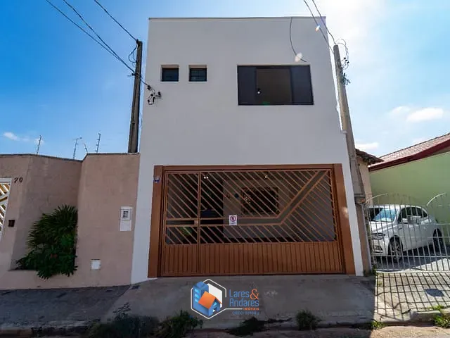 Sobrado com 150m² 4 quartos e 3 banheiros, à venda, no bairro Vila Rio Branco em Jundiaí