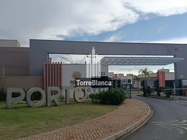 Sobrado 2 quartos e 1 banheiro, à venda, no bairro Jardim Carvalho em Ponta Grossa