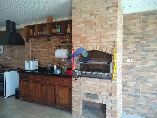 Sobrado com 750m² 4 quartos e 4 banheiros, à venda, no bairro Jardim Santa Maria em Jacareí
