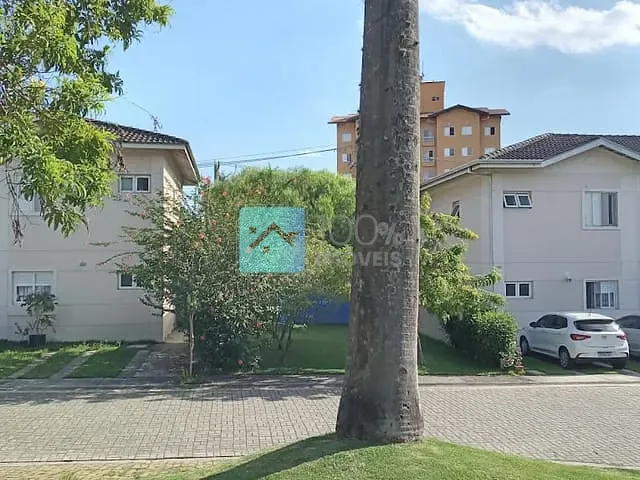 Sobrado com 110m² 3 quartos e 3 banheiros, à venda, no bairro Jardim Santa Maria em Jacareí