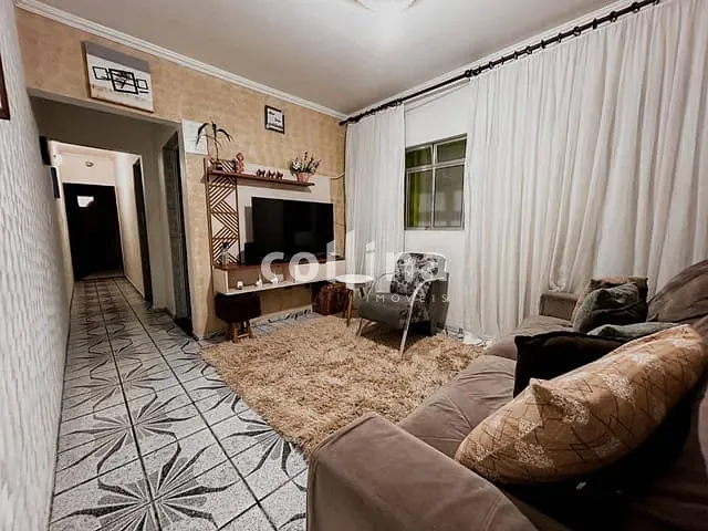 Sobrado com 450m² 2 quartos e 4 banheiros, à venda, no bairro Vila Dirce em Carapicuíba