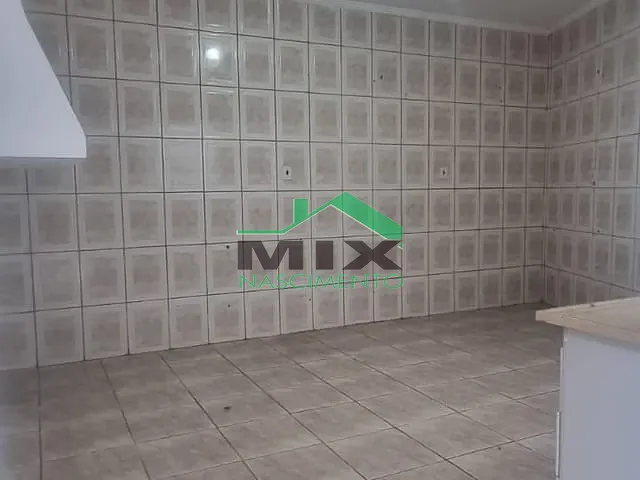 Sobrado com 129m² 2 quartos e 2 banheiros, à venda, no bairro Santa Terezinha em Santo André