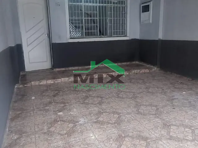 Sobrado com 129m² 2 quartos e 2 banheiros, à venda, no bairro Santa Terezinha em Santo André