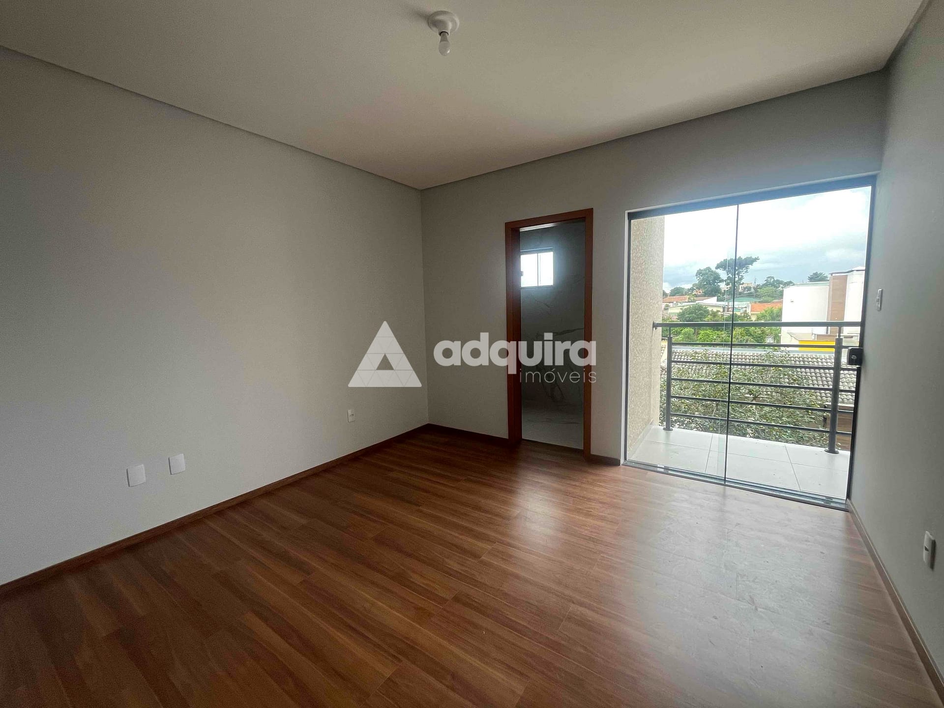 Sobrado à venda com 3 quartos, 250m² - Foto 8