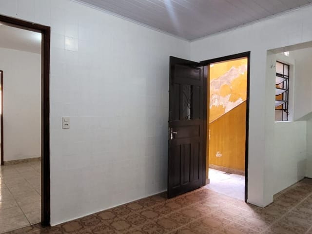 Foto do Sobrado - Sobrado para venda em Jardim Moreira com 4 quartos, 220m² | Lares e Andares Imóveis