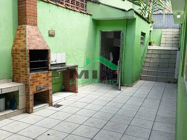 Sobrado com 145m² 3 quartos e 2 banheiros, à venda, no bairro Campanário em Diadema