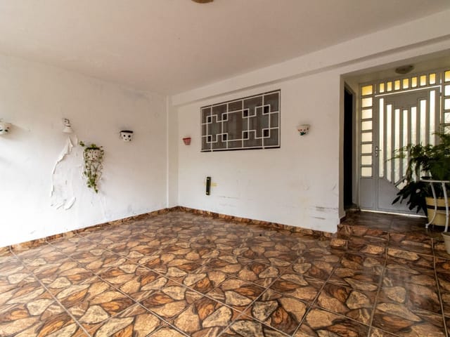 Foto do Sobrado - Sobrado para venda em Jardim Santa Mena com 4 quartos, 250m² | Lares e Andares Imóveis