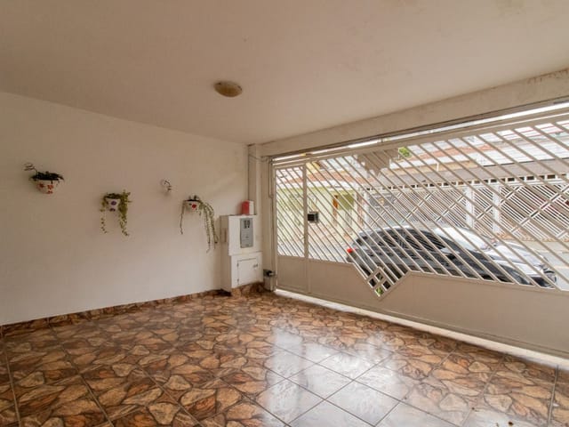Foto do Sobrado - Sobrado para venda em Jardim Santa Mena com 4 quartos, 250m² | Lares e Andares Imóveis