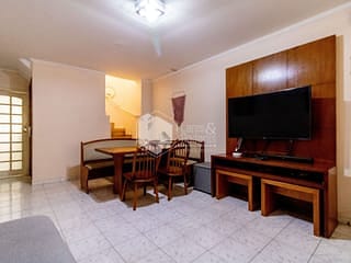 Foto do Sobrado-Sobrado para venda em Jardim Santa Mena com 4 quartos, 250m²