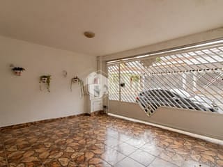 Foto do Sobrado-Sobrado para venda em Jardim Santa Mena com 4 quartos, 250m²