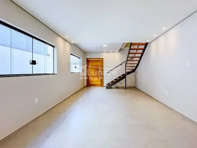 Sobrado com 150m² 3 quartos e 2 banheiros, à venda, no bairro Real Park Tietê Jundiapeba em Mogi das Cruzes