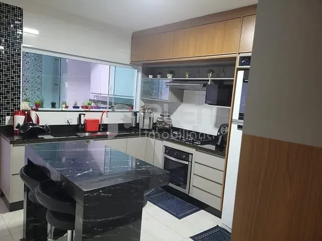 Sobrado 3 quartos e 3 banheiros, à venda, no bairro Vila Gustavo em São Paulo