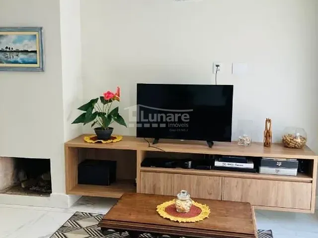 Sobrado 4 quartos e 4 banheiros, à venda, no bairro Vila Suissa em Mogi das Cruzes