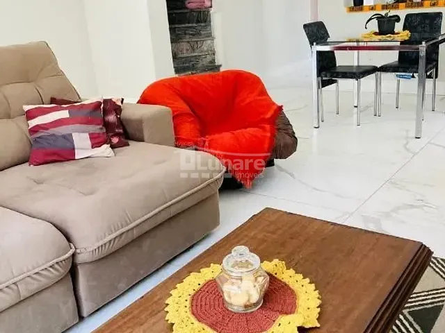 Sobrado 4 quartos e 4 banheiros, à venda, no bairro Vila Suissa em Mogi das Cruzes