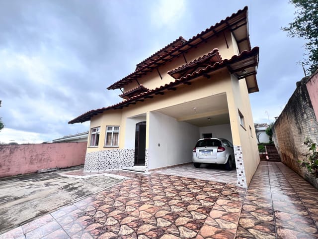 Sobrado Comercial para locação com 3 pavimentos, 2 vagas de garagem - 250 m² - Oficinas, Ponta Grossa, PR