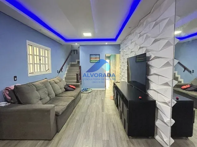 Sobrado com 125m² 3 quartos e 1 banheiro, à venda, no bairro Jardim das Indústrias em São José dos Campos