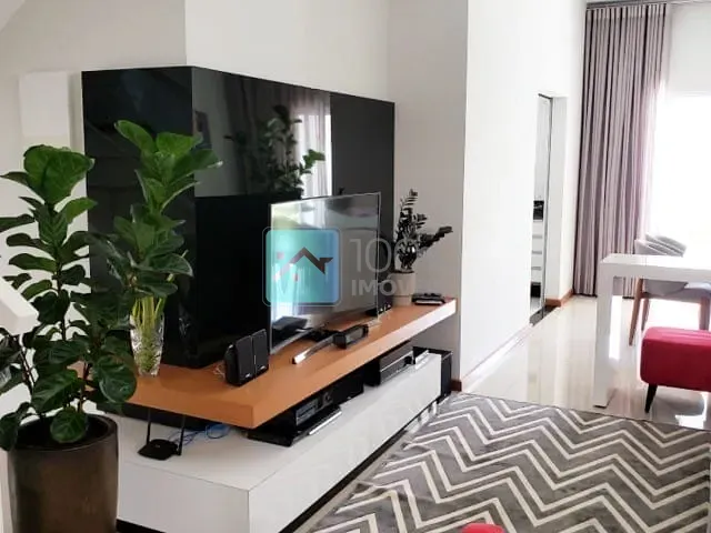 Sobrado com 260m² 3 quartos e 5 banheiros, à venda, no bairro Urbanova em São José dos Campos