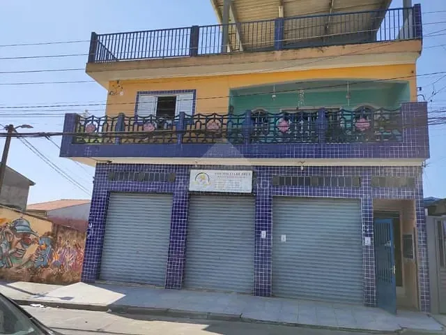 Sobrado com 317m² 10 quartos e 10 banheiros, à venda, no bairro Jardim Quarto Centenário em Mauá
