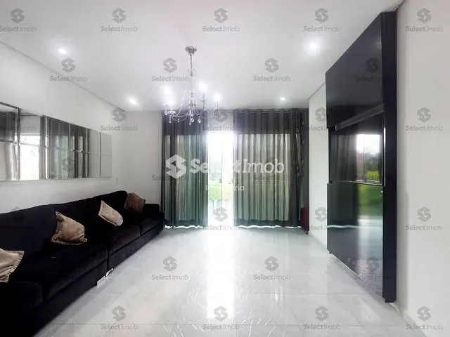 Sobrado com 228m² 3 quartos e 1 banheiro, para alugar, no bairro Jardim Pedroso em Mauá