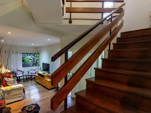 Foto do Sobrado - Sobrado para venda em Jardim Santo Antoninho com 3 quartos, sendo 3 suítes, 150m² | Lares e Andares Imóveis