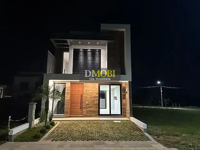 Sobrado com 135m² 3 quartos e 1 banheiro, à venda, no bairro Centro em Gravataí