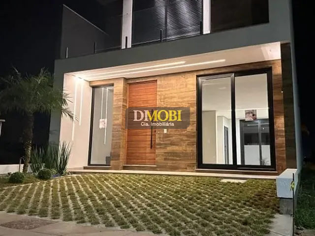 Sobrado com 135m² 3 quartos e 1 banheiro, à venda, no bairro Centro em Gravataí