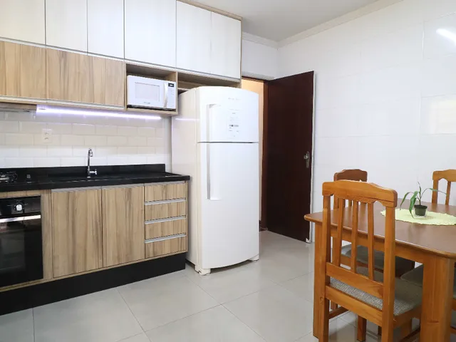 Foto do Sobrado - Sobrado para venda em Tremembé com 3 quartos, sendo 1 suíte, 190m² | Lares e Andares Imóveis