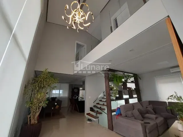 Sobrado com 345m² 3 quartos e 5 banheiros, à venda, no bairro Jardim Aracy em Mogi das Cruzes