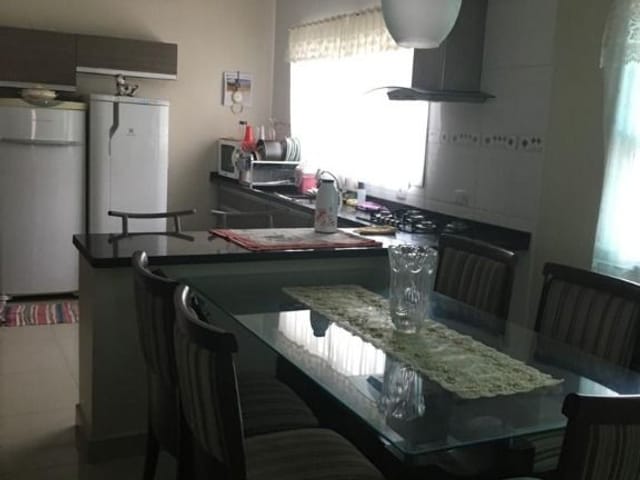 Sobrado com 180m² 3 quartos e 2 banheiros, à venda, no bairro Vila Campesina em Osasco