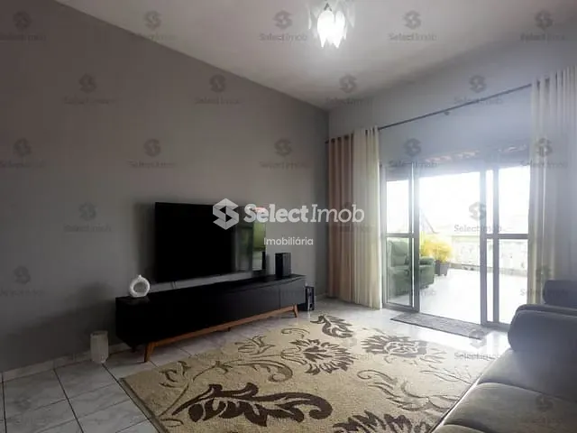 Sobrado com 249m² 3 quartos e 2 banheiros, à venda, no bairro Parque Boa Esperança em Mauá