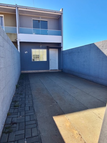 Sobrado à Venda, 2 quartos, 2 vagas de garagem, 130m² total, Próximo à UniCesumar, Cará-Cará - Ponta Grossa/PR