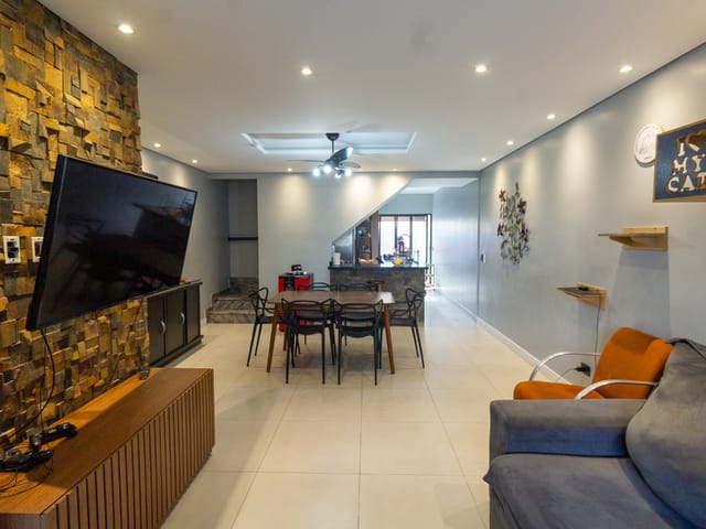 Foto do Sobrado - Sobrado para venda em Vila Ester (Zona Norte) com 3 quartos, sendo 1 suíte, 104m² | Lares e Andares Imóveis