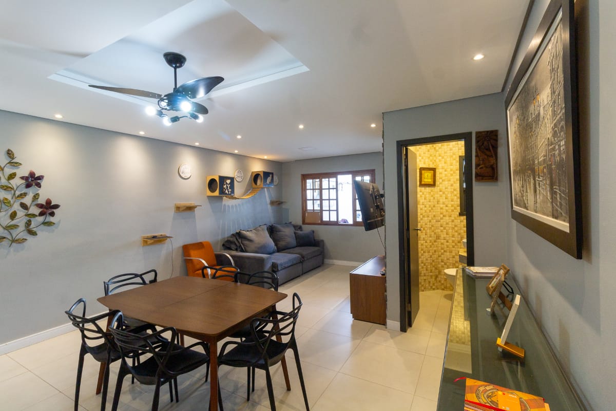 Foto do Sobrado-Sobrado para venda em Vila Ester (Zona Norte) com 3 quartos, sendo 1 suíte, 104m²