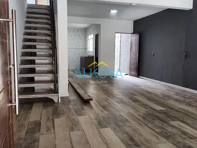 Sobrado com 125m² 4 quartos e 2 banheiros, à venda, no bairro Campos de São José em São José dos Campos