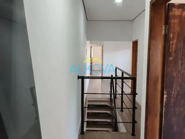 Sobrado com 125m² 4 quartos e 2 banheiros, à venda, no bairro Campos de São José em São José dos Campos