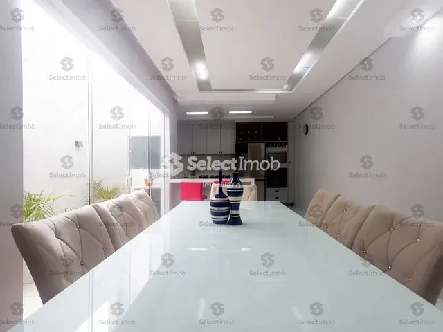 Sobrado com 305m² 4 quartos e 6 banheiros, à venda, no bairro Jardim Sônia Maria em Mauá