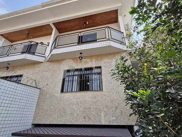 Sobrado 3 quartos e 6 banheiros, à venda, no bairro Vila Santa Terezinha (Zona Norte) em São Paulo