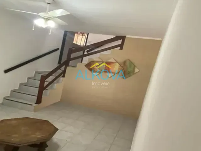 Sobrado com 125m² 3 quartos e 1 banheiro, à venda, no bairro Jardim das Indústrias em São José dos Campos