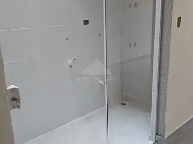 Sobrado com 120m² 3 quartos e 2 banheiros, à venda, no bairro Vila Camilópolis em Santo André