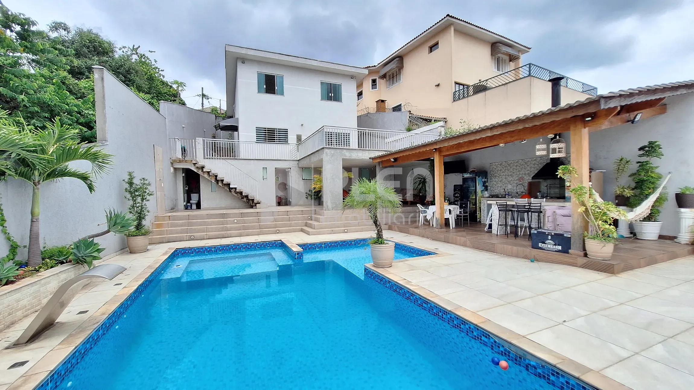 Casa de 3 quartos à venda em Jardim Leonor Mendes de Barros, São Paulo
