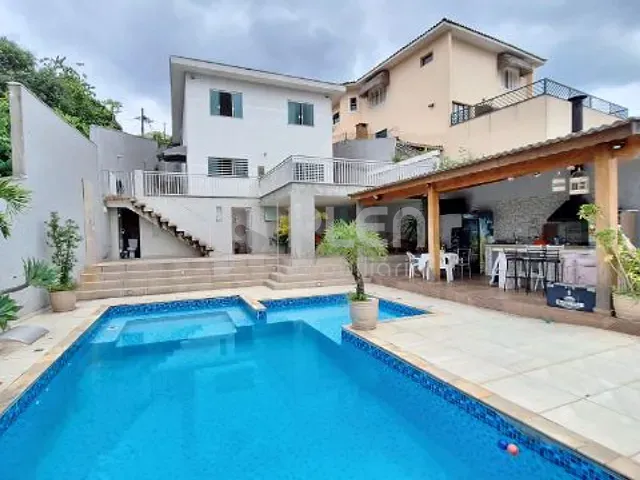 Sobrado com 400m² 3 quartos e 4 banheiros, à venda, no bairro Jardim Leonor Mendes de Barros em São Paulo