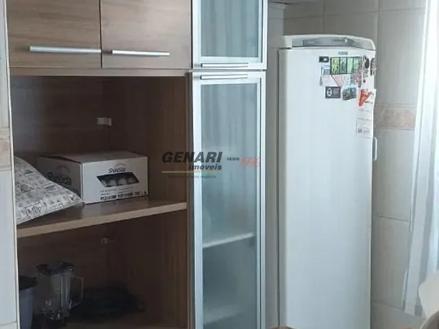 Sobrado com 181m² 4 quartos e 5 banheiros, à venda, no bairro Vila Rubens em Indaiatuba