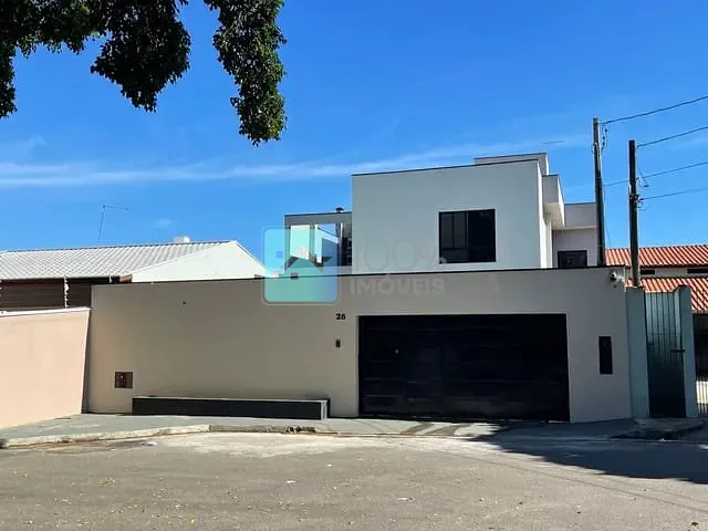 Sobrado 4 quartos e 6 banheiros, à venda, no bairro Bosque dos Eucaliptos em São José dos Campos