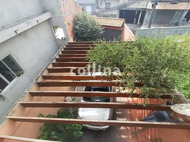 Sobrado com 180m² 2 quartos e 1 banheiro, à venda, no bairro Jardim Ana Estela em Carapicuíba