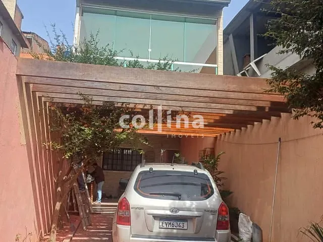 Sobrado com 180m² 2 quartos e 1 banheiro, à venda, no bairro Jardim Ana Estela em Carapicuíba
