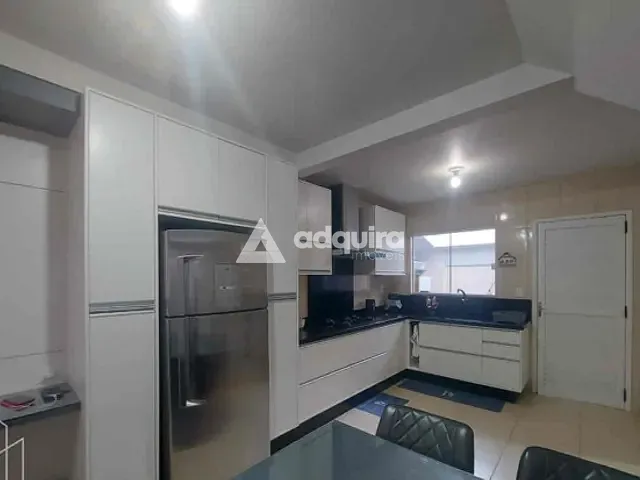 Sobrado com 75m² 2 quartos e 1 banheiro, à venda, no bairro Nova Rússia em Ponta Grossa