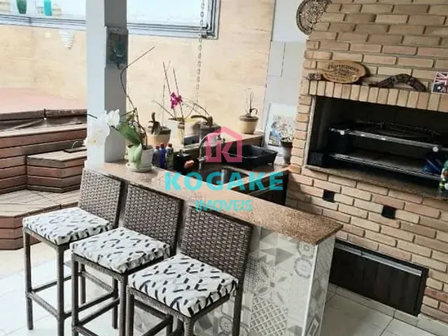 Sobrado com 250m² 4 quartos e 5 banheiros, à venda, no bairro Urbanova em São José dos Campos