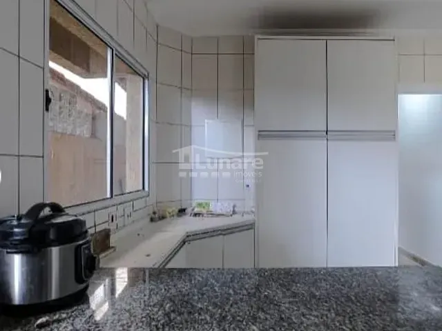 Sobrado com 160m² 3 quartos e 2 banheiros, à venda ou para alugar, no bairro Vila Mogi Moderno em Mogi das Cruzes